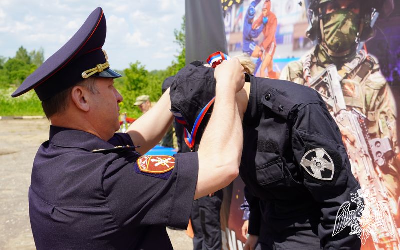 ВО ВЛАДИМИРСКОЙ ОБЛАСТИ ЗАВЕРШИЛСЯ ЧЕМПИОНАТ ЦЕНТРАЛЬНОГО ОКРУГА РОСГВАРДИИ ПО СЛУЖЕБНОМУ БИАТЛОНУ