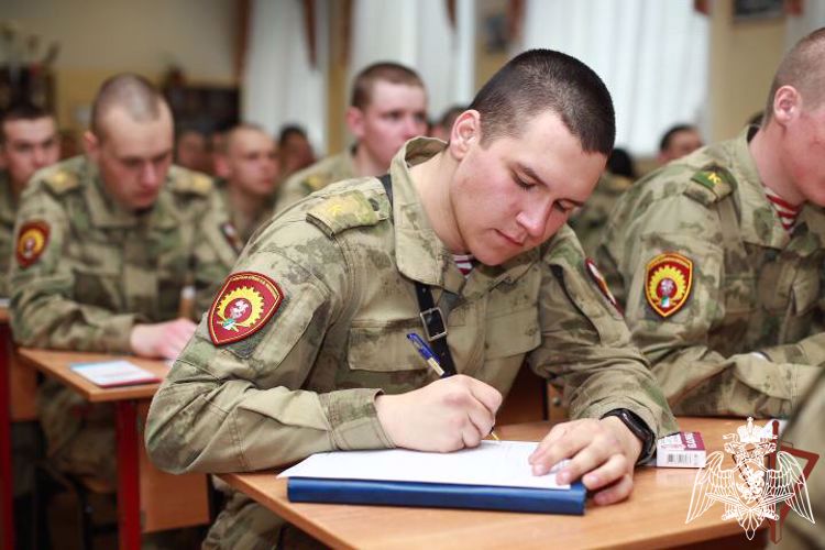 РОСГВАРДИЯ ОБЪЯВЛЯЕТ НАБОР АБИТУРИЕНТОВ В ВОЕННЫЕ ОБРАЗОВАТЕЛЬНЫЕ УЧРЕЖДЕНИЯ ВЫСШЕГО ОБРАЗОВАНИЯ