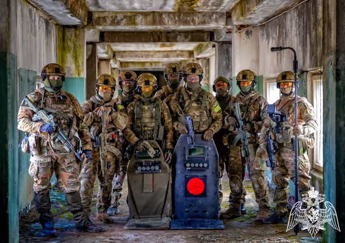 8 ОКТЯБРЯ - ДЕНЬ ОБРАЗОВАНИЯ СОБР РОСГВАРДИИ 