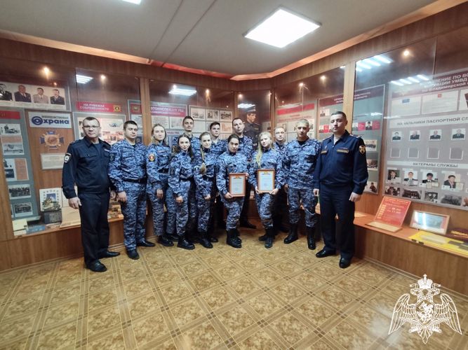 Во Владимире состоялся торжественный выпуск сотрудников Росгвардии, прошедших профессиональное обучение
