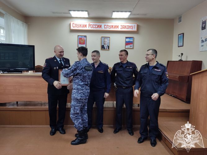 Во Владимире состоялся торжественный выпуск сотрудников Росгвардии, прошедших профессиональное обучение