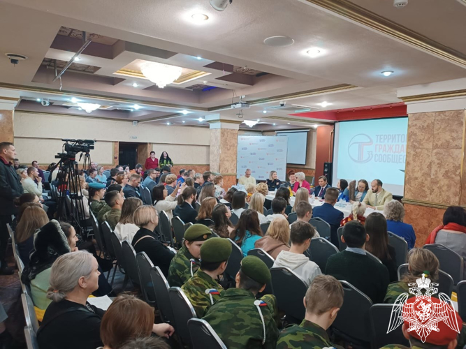 Офицер Росгвардии принял участие в Международном форуме во Владимире