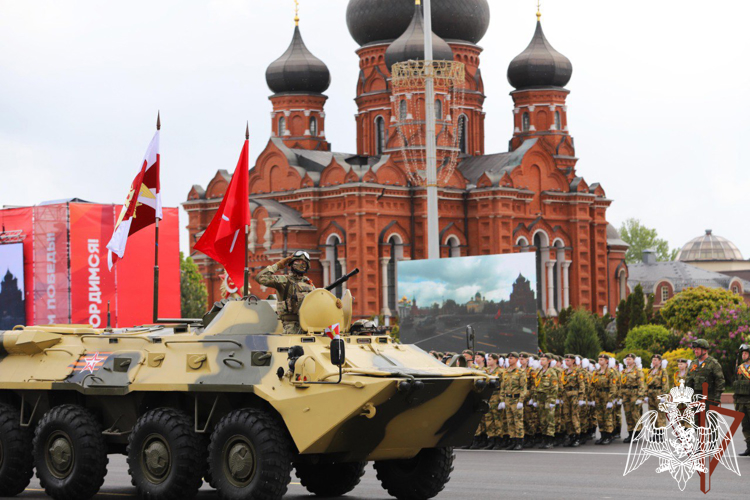 ВОЕННОСЛУЖАЩИЕ И СОТРУДНИКИ ЦЕНТРАЛЬНОГО ОКРУГА РОСГВАРДИИ ПРИНЯЛИ УЧАСТИЕ В ПРАЗДНИЧНЫХ МЕРОПРИЯТИЯХ КО ДНЮ ПОБЕДЫ