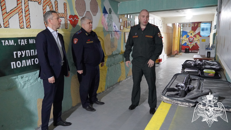 Новые квадрокоптеры получили владимирские росгвардейцы от общественников "Народного фронта"