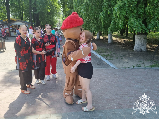 Дети росгвардейцев приняли участие в мероприятиях, посвящённых Международному дню защиты детей во Владимире