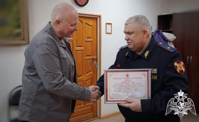 Начальник Управления генерал-майор полиции Андрей Медведев наградил Владимирских журналистов 