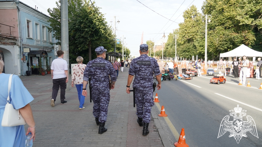 Росгвардейцы обеспечили общественную безопасность на мероприятиях, посвященных Дню города Владимира