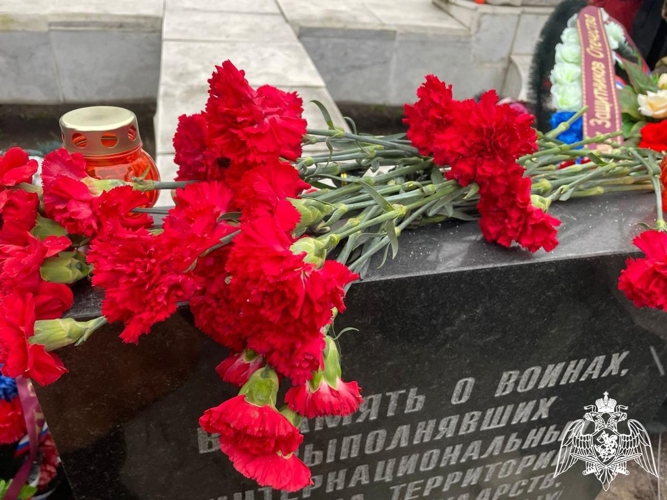 Начальник и личный состав территориального Управления Росгвардии приняли участие в мероприятиях, посвященных Дню героев Отечества