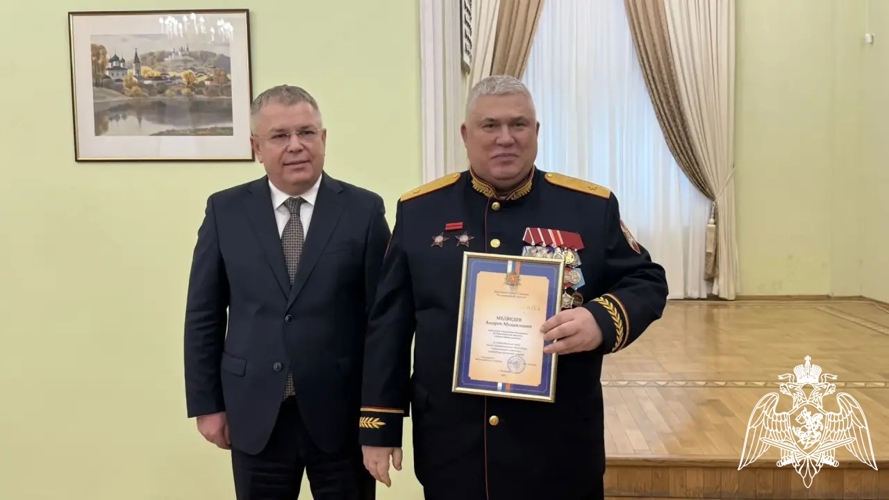 Начальник регионального управления Росгвардии принял участие в торжественном собрании, посвящённом Дню памяти воинов‑интернационалистов