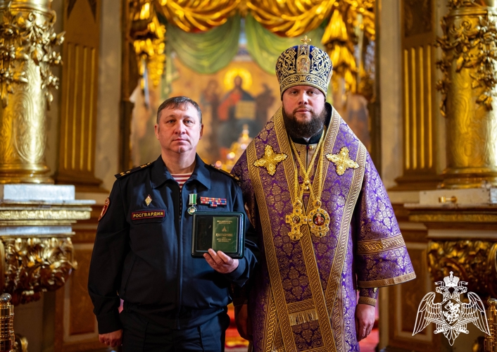 Митрополит Владимирский и Суздальский поздравил сотрудников и военнослужащих территориального Управления Росгвардии с 10-летием образования ведомства