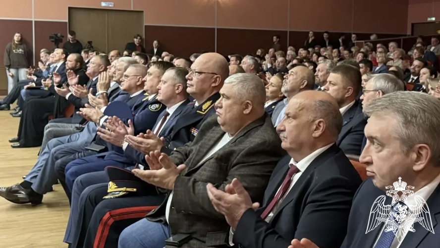 Начальник территориального управления Росгвардии принял участие в открытии памятника М.М. Сперанскому и церемонии  вручения Всероссийской правовой премии его имени