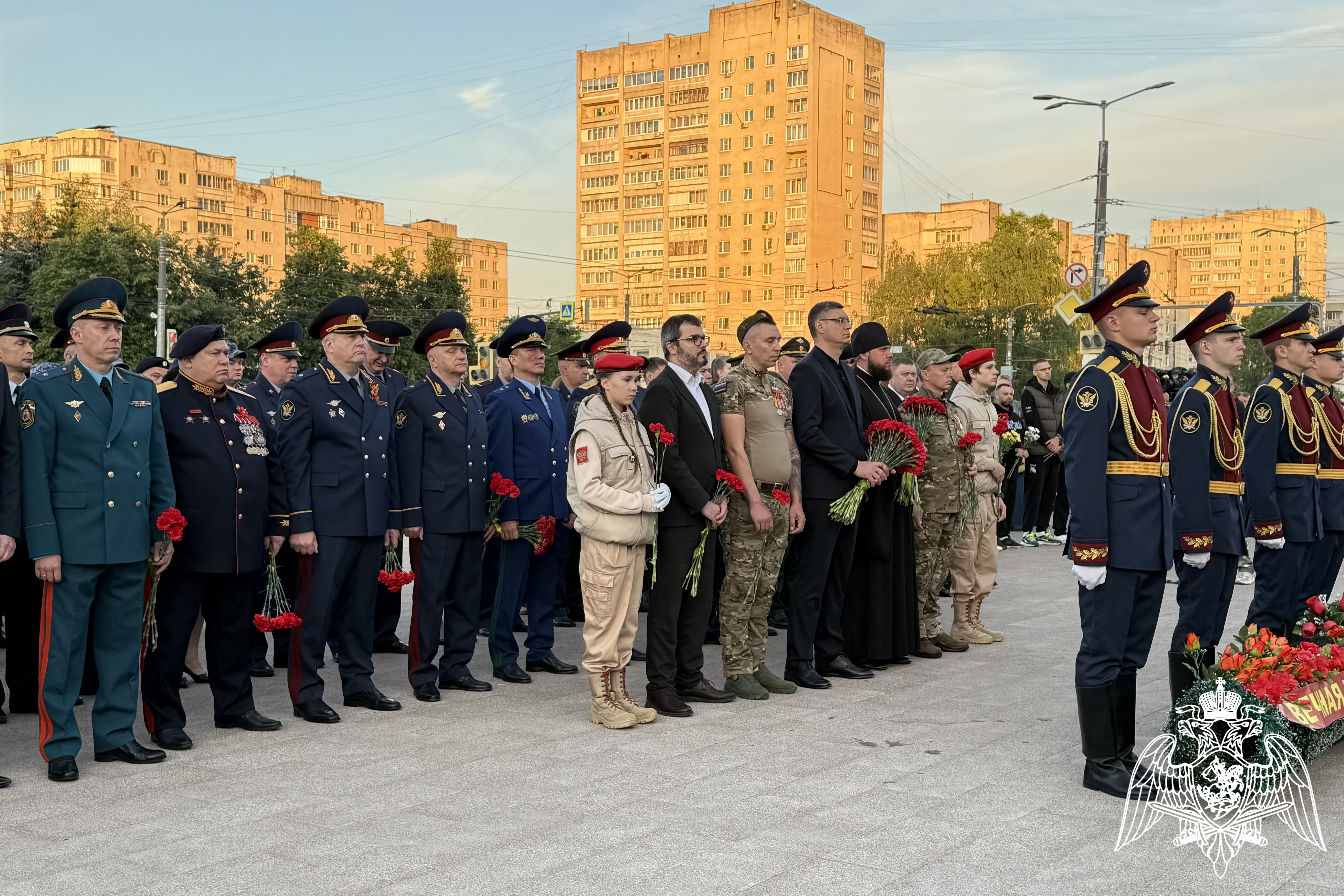 В День памяти и скорби росгвардейцы Владимирской области почтили память павших защитников Отечества