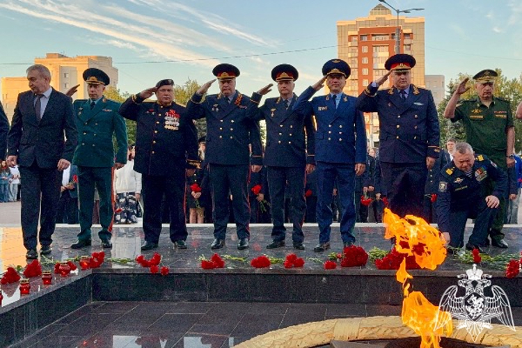В День памяти и скорби росгвардейцы Владимирской области почтили память павших защитников Отечества