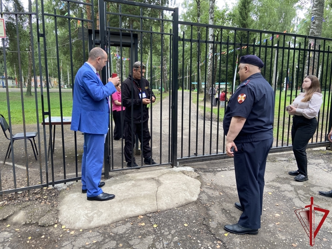 Начальник территориального Управления Росгвардии проверил антитеррористическую защищенность детского лагеря «Икар»