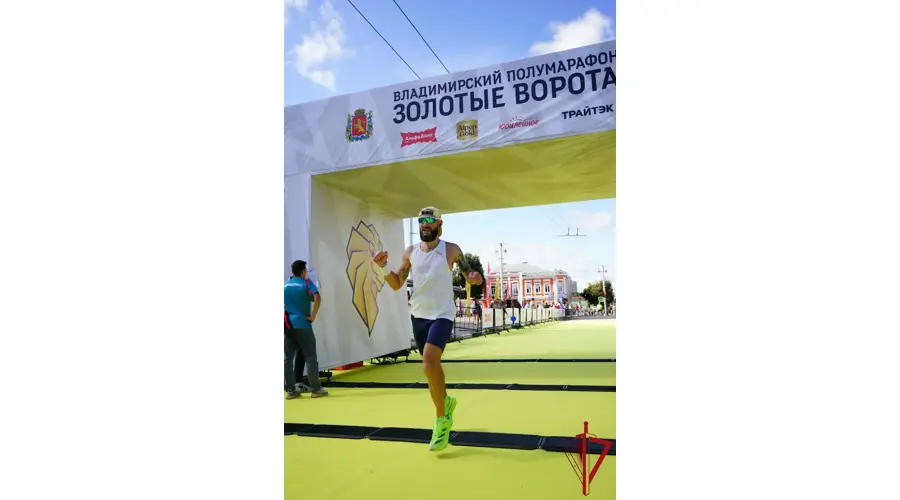Во Владимире рогсвардеец принял участие в полумарафоне "Золотые ворота"
