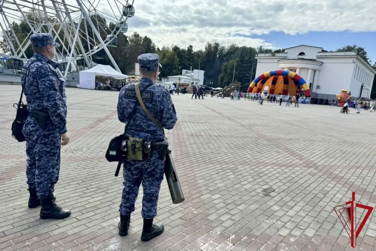  Росгвардия обеспечила безопасность праздничных мероприятий ко Дню города Владимира