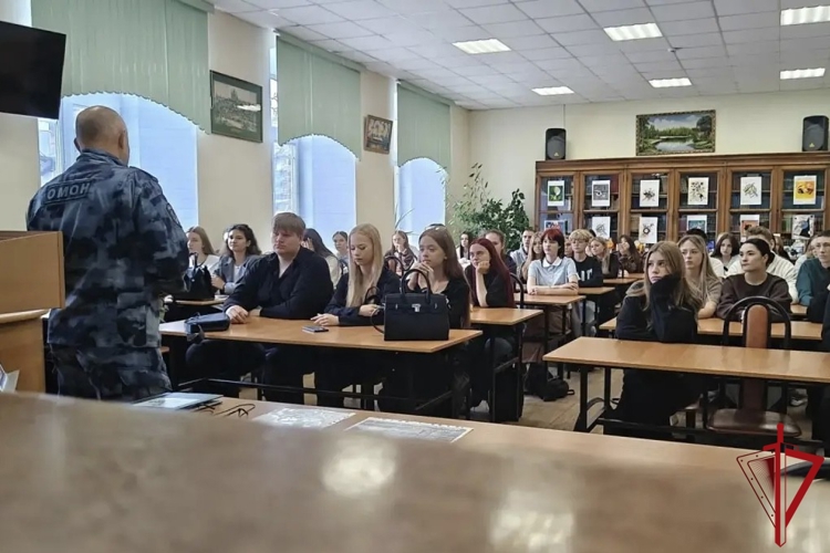 Росгвардия провела во Владимире тематические мероприятия ко Дню солидарности в борьбе с терроризмом