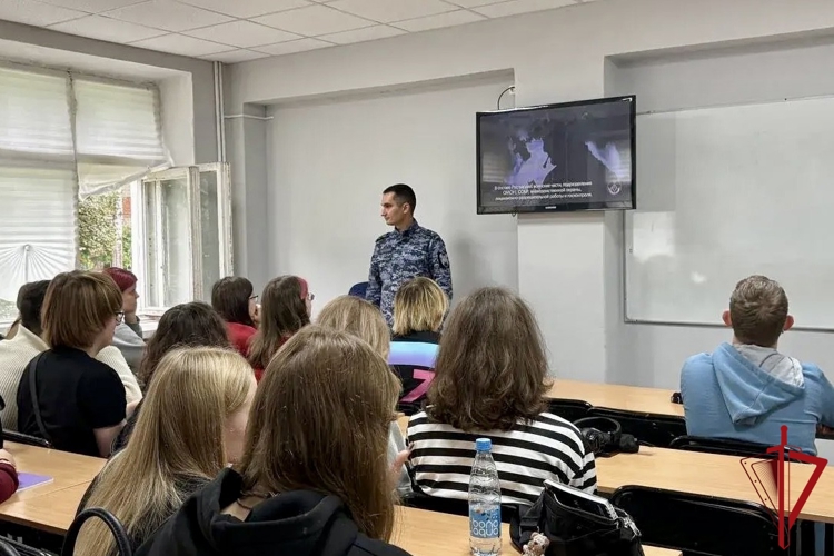 Росгвардия провела во Владимире тематические мероприятия ко Дню солидарности в борьбе с терроризмом