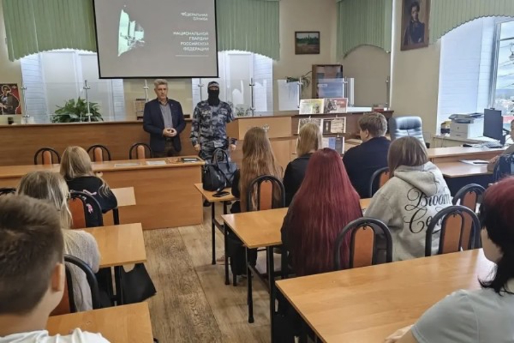 Росгвардия провела во Владимире тематические мероприятия ко Дню солидарности в борьбе с терроризмом
